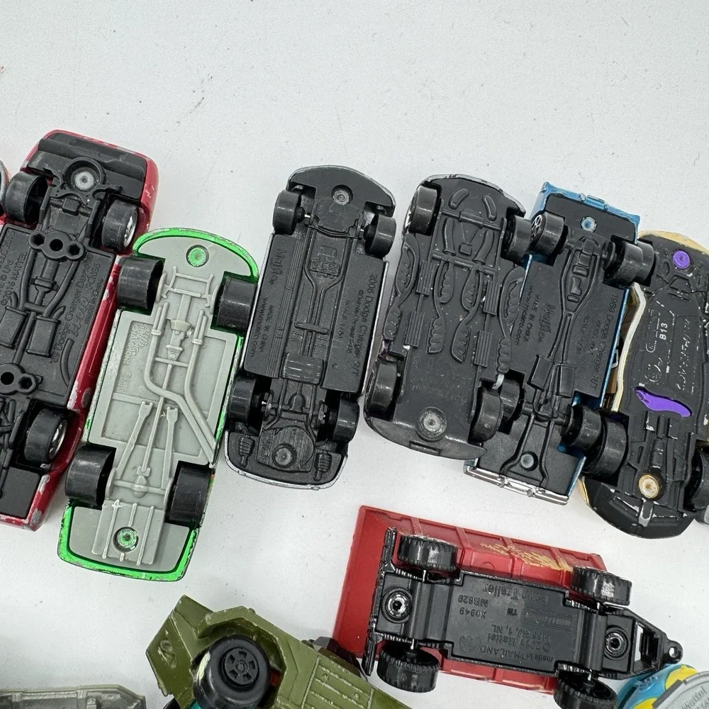 Vintage Diecast Car Lot Of‎ 21 Matchbox Maisto Mattel Racing Champions 90s